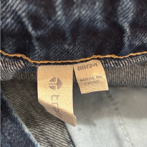 tractr High Rise Weekender Destructed Jeans Style: 9C036-D-D3CN Size 00/24 - Picture 5 of 8